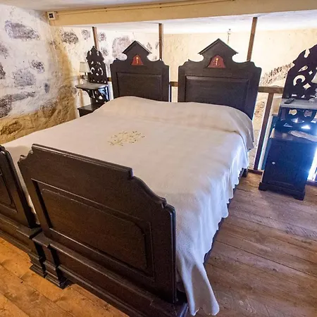 Feudo Rosso Di Cerami Bed & Breakfast